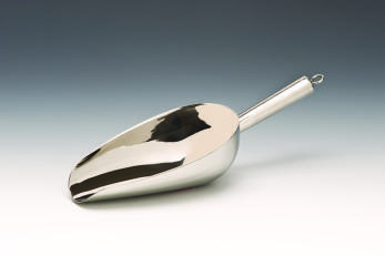 BC 1202 — ÇELİK BUZ KÜREK AĞIZ UZUNLUĞU 18,5 cm