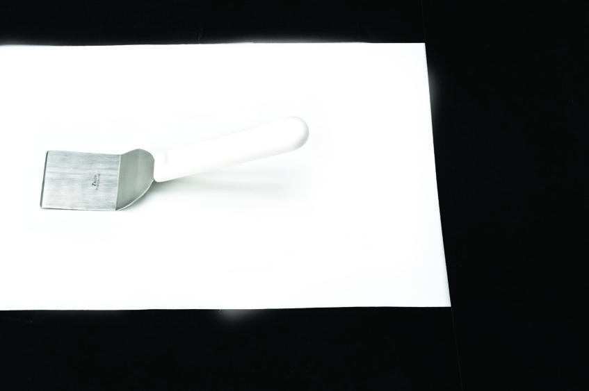 TY 261 — SPATUL 21 x 7,5 cm