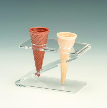 ZCP 745 — AkRİLİK DONDURMA SERVİS STANDI 8 x 14 x H: 9,5 cm