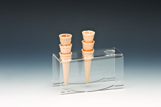 ZCP 607 — SALLANAN DONDURMA SERVİS STANDI 19 x 8 x H: 10,5 cm