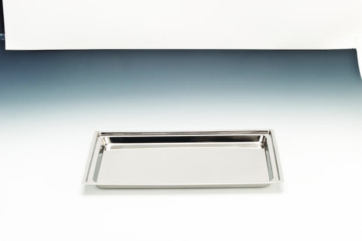 ZCP 266 — ÇELİK TEŞHİR TEPSİ  18/10 (304 KALİTE) 44,5 x 29,5 cm