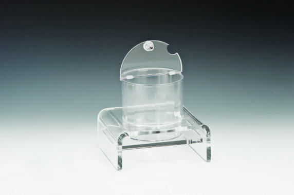 ZCP 202 — POLYCARBONAT SOSLUK REÇELLİK STANDI / 1.5 LT 19,5 x 21 x H: 19 cm