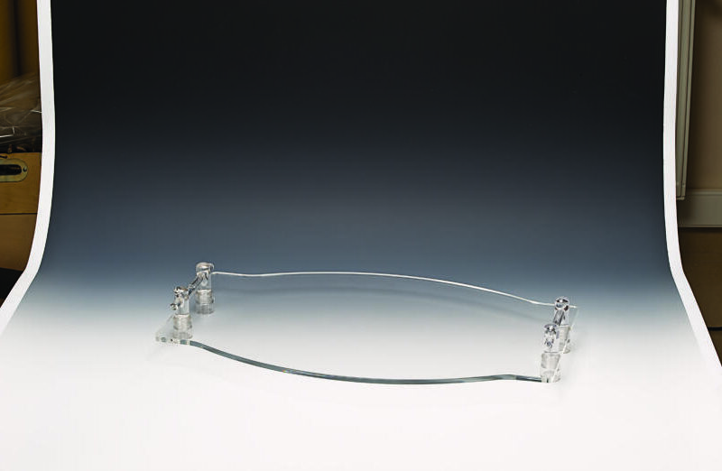 ZCP 586 — AKRİLİK TEŞHİR STANDI / BOMBELİ 60 x 40 cm