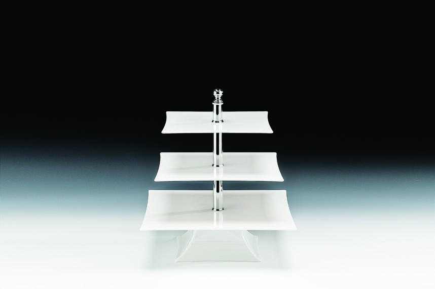 ZCP 638 - 2 — POLYCARBONAT TEŞHİR STANDI  H: 44 cm (25 x 30 x 35 cm)