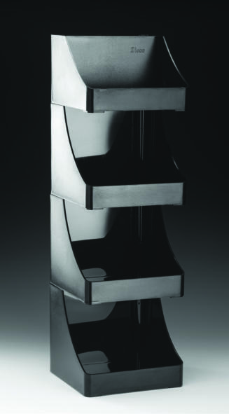 ZCP 879 — POLYCARBONAT ÇOK AMAÇLI TEŞHİR STANDI 20,5 x 20,5 x H: 66 cm