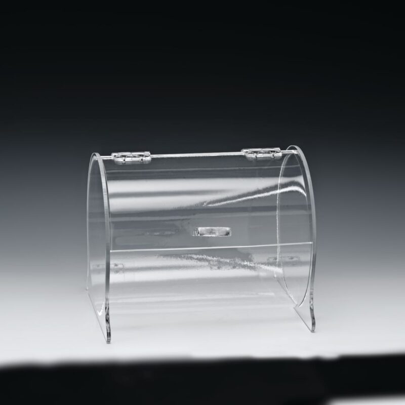ZCP 479 — AKRİLİK KAPAKLI MUHAFAZA / KÜÇÜK 20 x 24,5 H: 20 cm