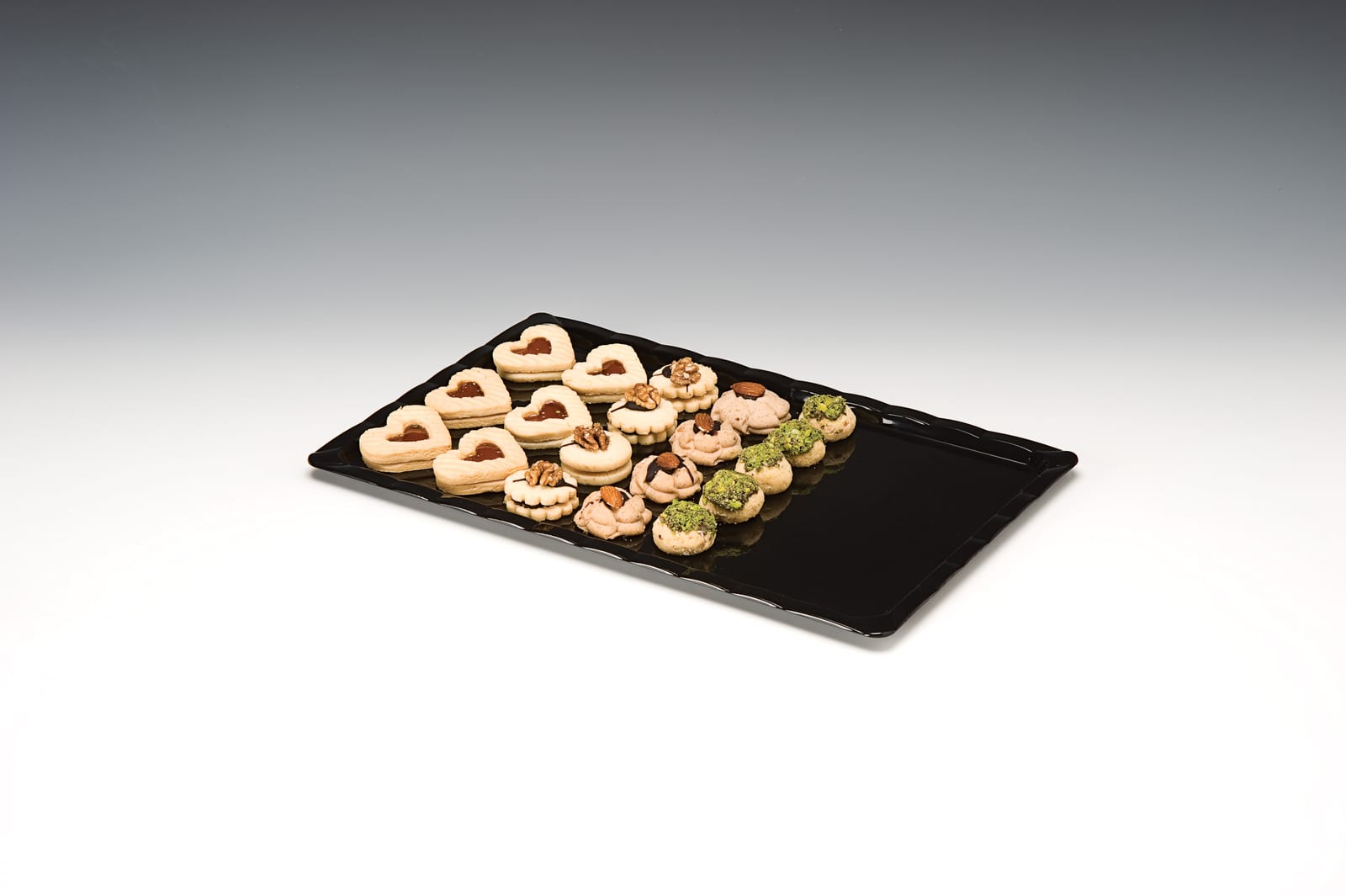 ZCP 229 — POLYCARBONAT ÇİKOLATA TEŞHİR TEPSİ 25 x 40 cm