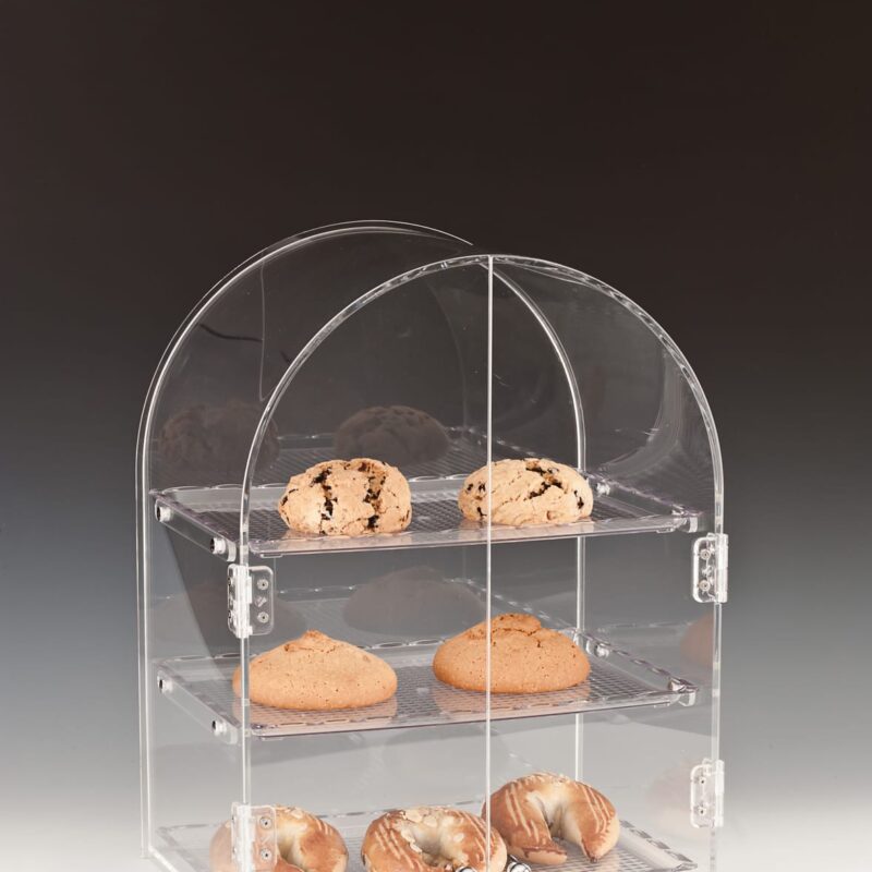 ZCP 366 — POLYCARBONAT TEPSİLİ TEŞHİR STANDI 34.5 x 24 x H: 45,5 cm
