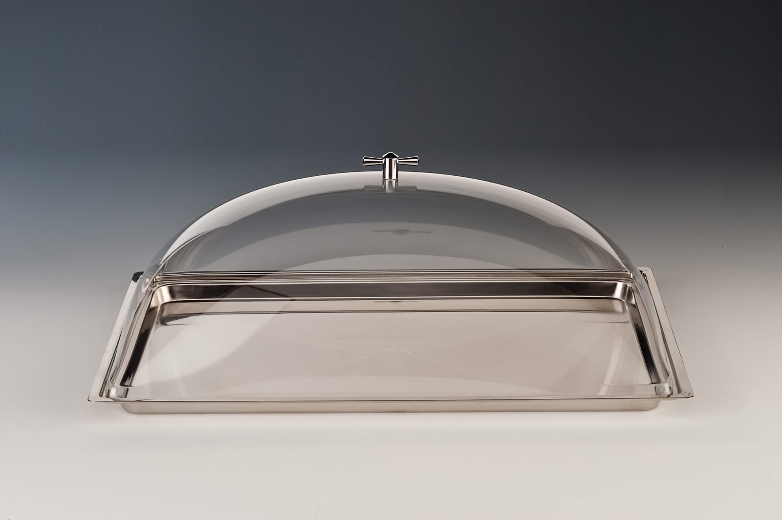 ZCP 389 — ÇELİK TEPSİLİ, POLYCARBONAT KAPAKLI MUHAFAZA KABI / KÜÇÜK 18/10 44 x 29 x H: 18 cm