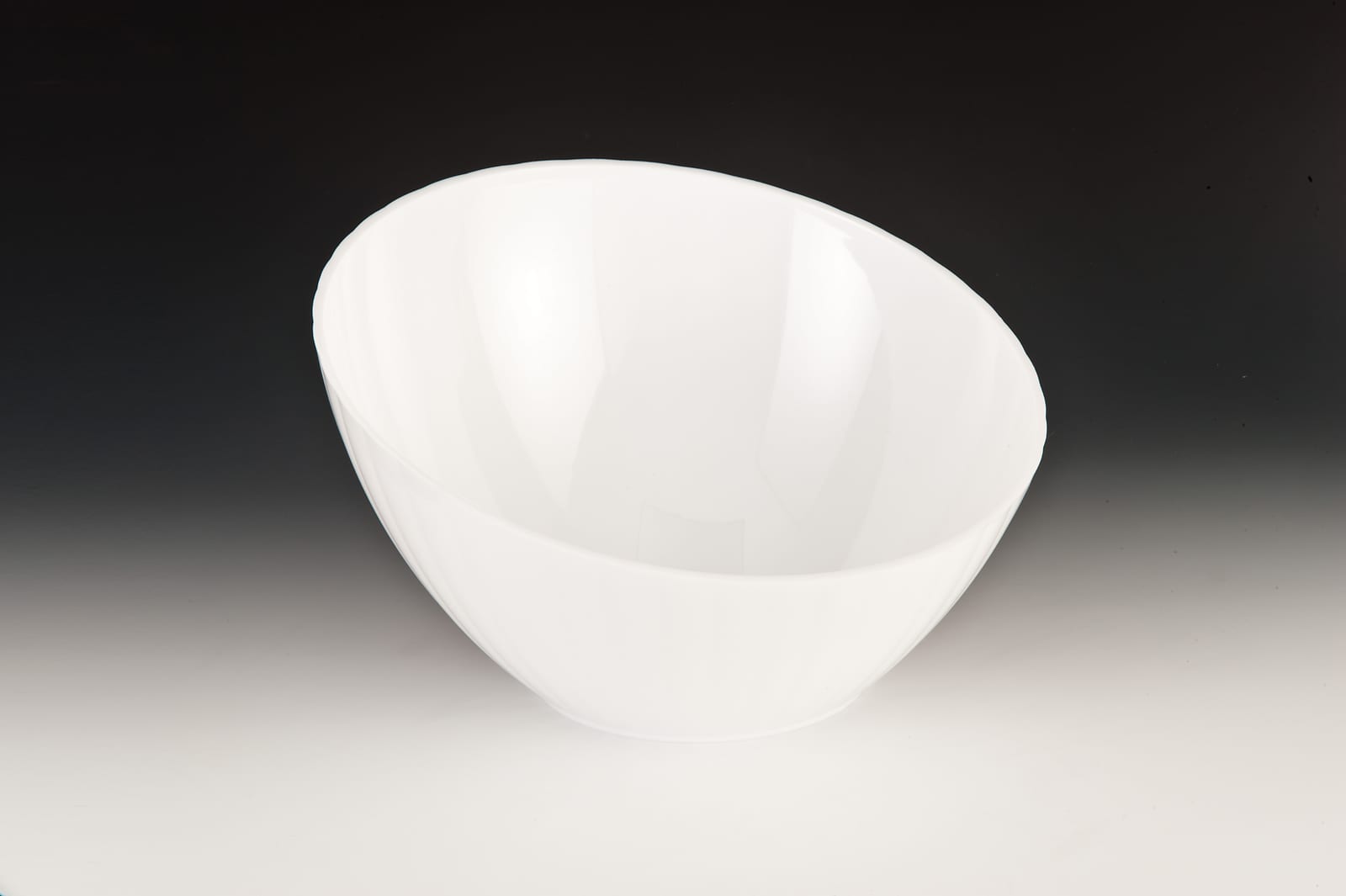 ZCP 302 — POLYCARBONAT TEŞHİR KASE Ø 31,5 x H: 10 - 19 cm