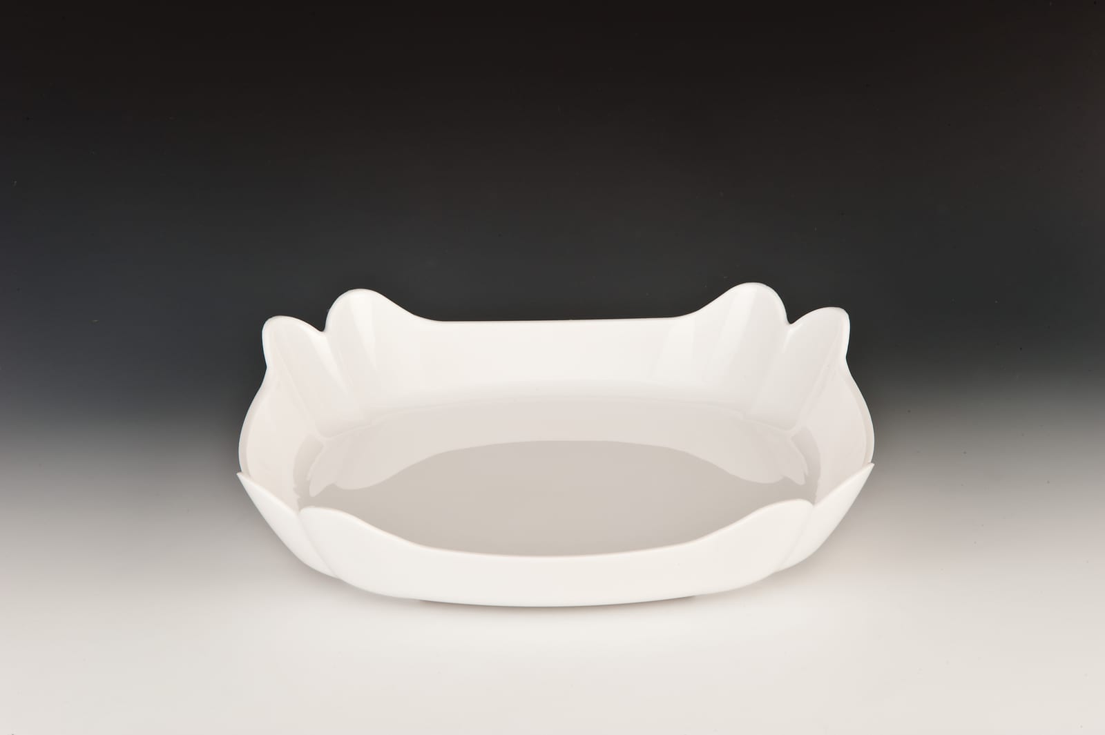 ZCP 336 — POLYCARBONAT TEŞHİR KASE 35 x 35 cm