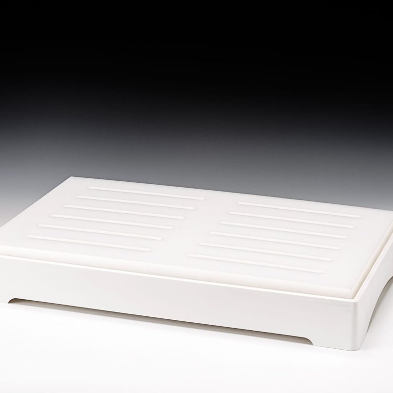 ZCP 654 — POLYCARBONAT ALTLI EKMEK KESME TAHTASI 36 x 57 cm